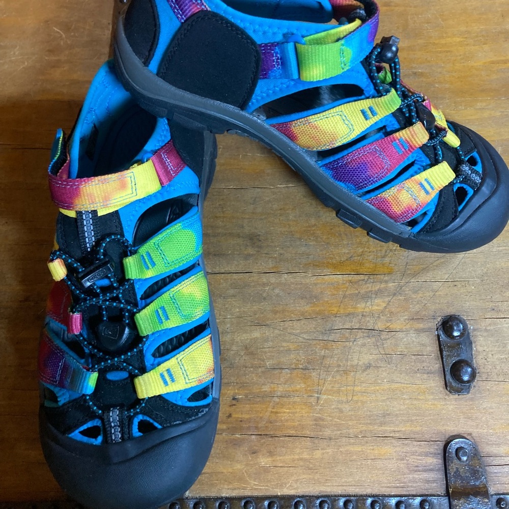 Keen Newport retro tie dye sandal